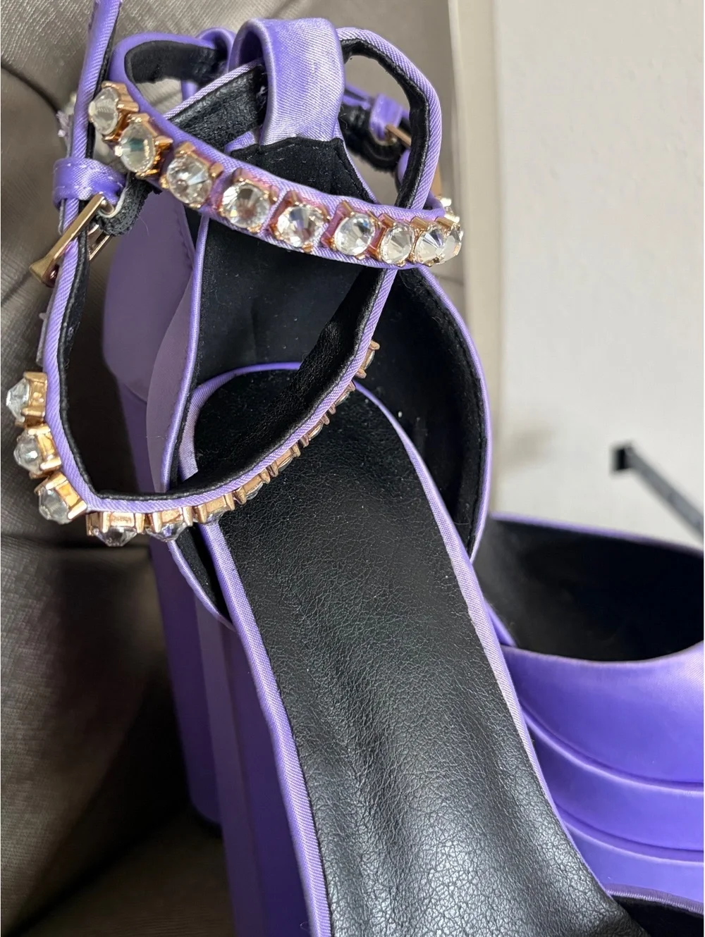Y2K Purple Satin Platform Heels Size 8 Rhinestone Chunky High Heels